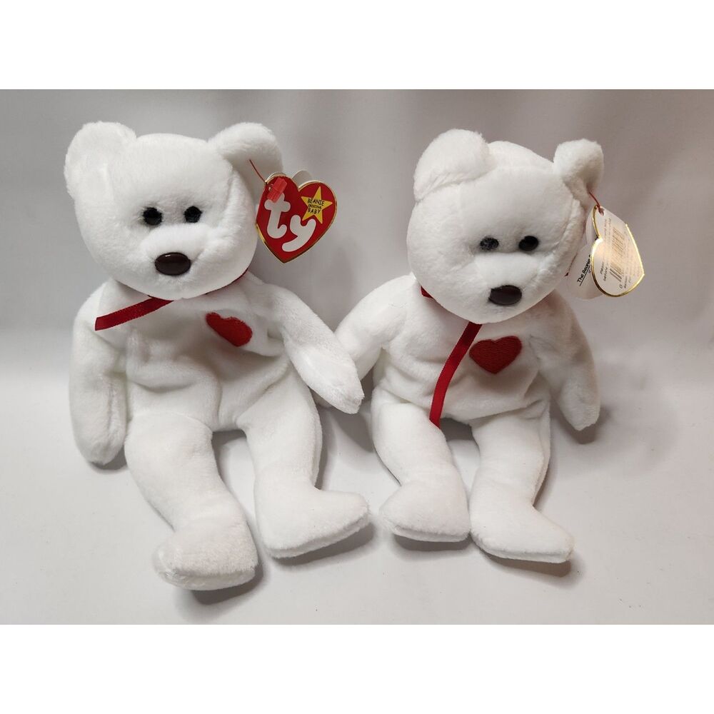 Ty 1993 Valentino Bears Lot of 2 Heart Valentines